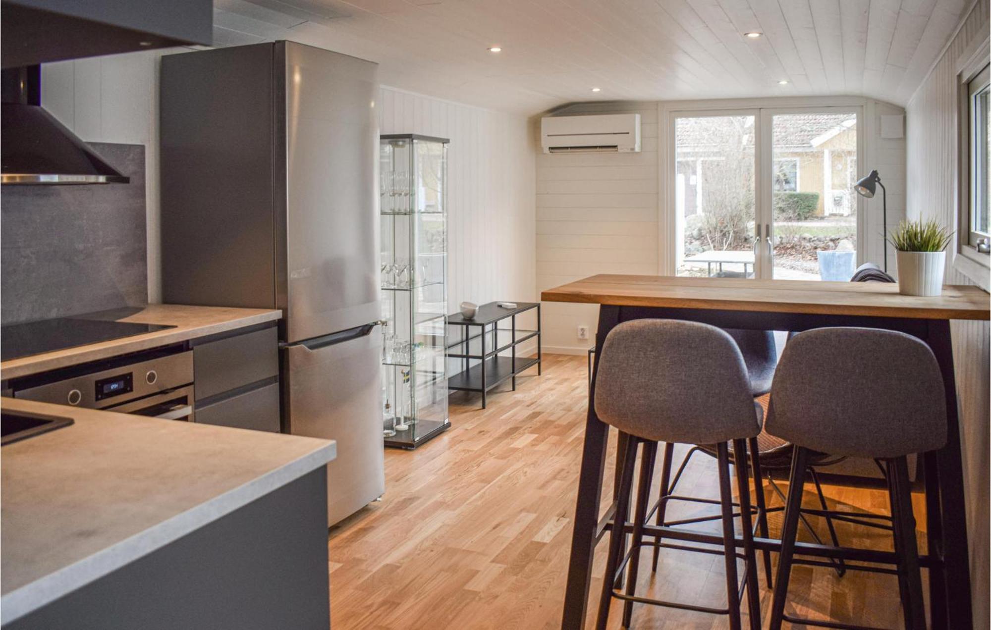Gorgeous Home In Borgholm With Wifi ภายนอก รูปภาพ