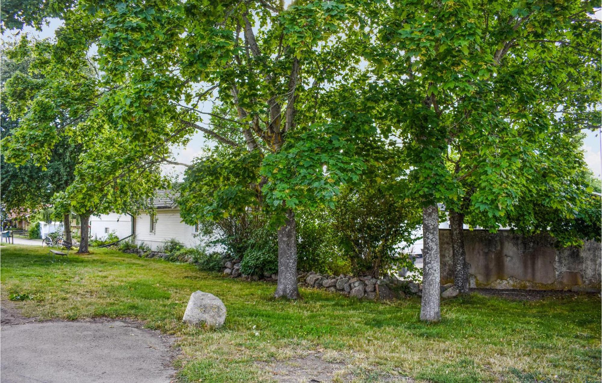 Gorgeous Home In Borgholm With Wifi ภายนอก รูปภาพ